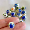 CLOSEUP_10mm Blue Floral Round Ceramic Bead