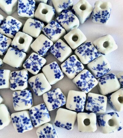 8mm Blue Flower Cube Ceramic Bead