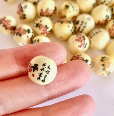 12mm Cream Peony Friendship Round Ceramic Bead - Image 3